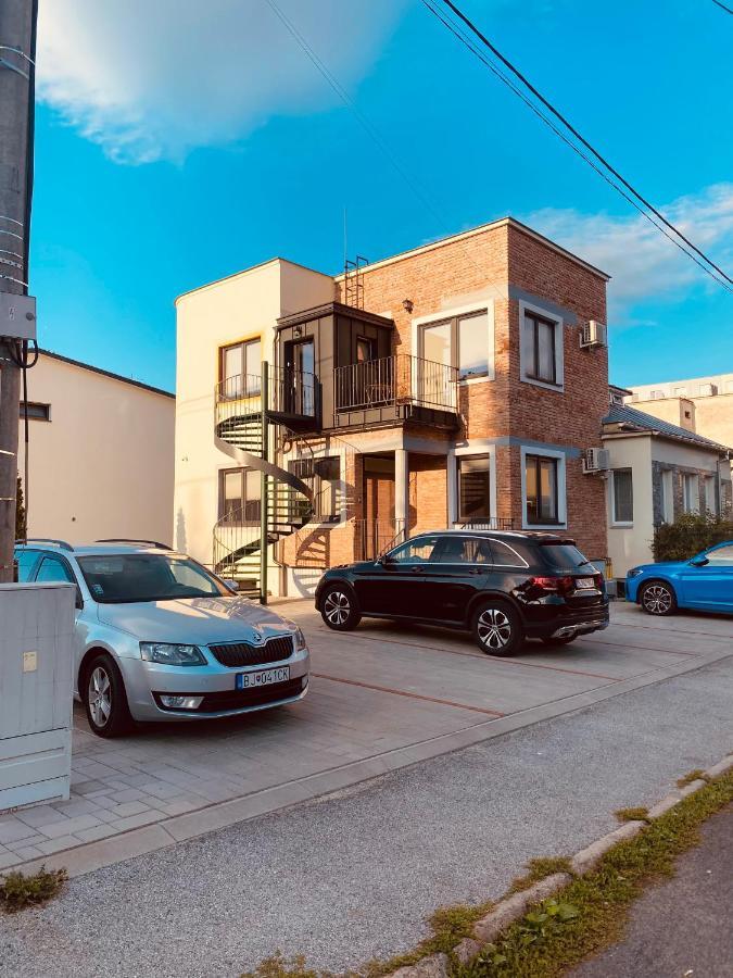 Empero Apartments Bardejov 1 エクステリア 写真